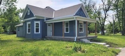 /international/us/619-n-cottonwood-street-iola-ks-110107698483/