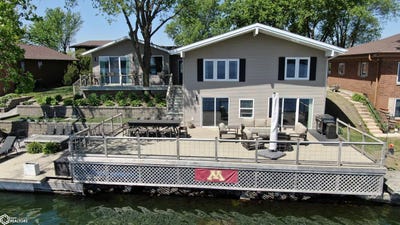 /international/us/1804-obrien-avenue-clarion-ia-110108171816/