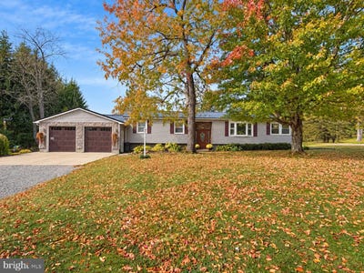 /international/us/1-poplar-street-mt-jewett-pa-110120499103/