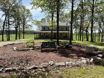 /international/us/786-county-road-434-mountain-view-mo-110107909284/