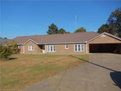 /international/us/808-danville-rd-waldron-ar-110103580373/