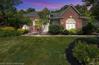 /international/us/25842-arcadia-drive-novi-mi-110108784424/