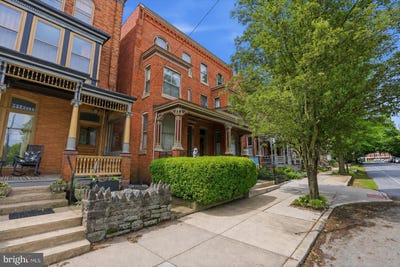 /international/us/640-w-chestnut-street-lancaster-pa-110108340649/