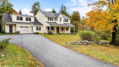 /international/us/292-south-pleasant-street-new-london-nh-110110407209/