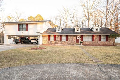 /international/us/317-firetower-street-el-dorado-ar-110105215577/