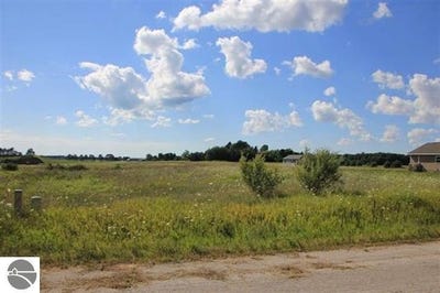 /international/us/9110-center-place-drive-kingsley-mi-110093490910/