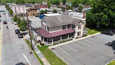 /international/us/hawley-pa-110108506828/