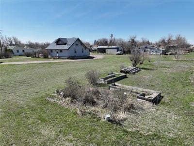 /international/us/116-3rd-avenue-ne-dutton-mt-110091402141/