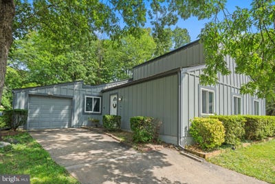 /international/us/12201-nutmeg-lane-reston-va-110101011162/