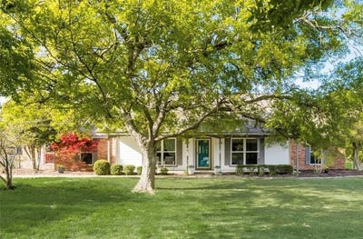 /international/us/692-s-loop-drive-cedar-hill-tx-110101028520/