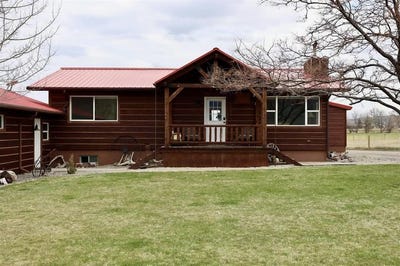 /international/us/14-road-6or-cody-wy-110097851653/