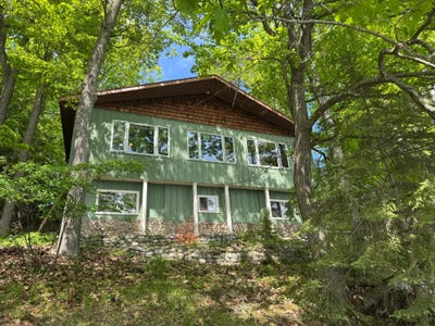 /international/us/7399-lake-rest-rd-rhinelander-wi-110108505783/