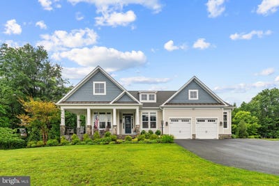 /international/us/9801-thoroughbred-road-warrenton-va-110108338126/