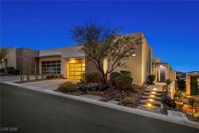/international/us/451-serenity-point-drive-henderson-nv-110105039203/