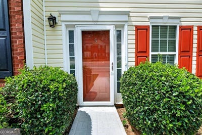 /international/us/4210-oakwood-road-oakwood-ga-110108027505/