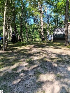 /international/us/7907-w-weidman-road-weidman-mi-110104823739/