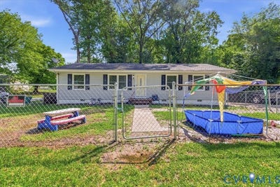 /international/us/1405-lee-lane-hopewell-va-110108378431/