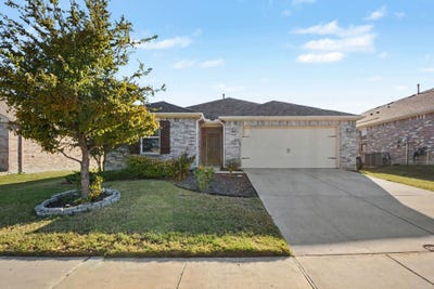 /international/us/2620-wayne-avenue-aubrey-tx-110120753471/