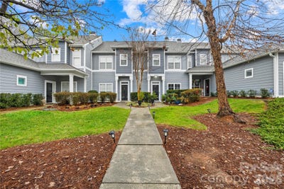 /international/us/18821-silver-quay-drive-cornelius-nc-110108229576/