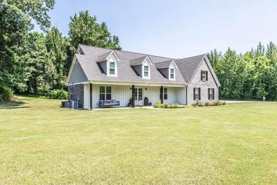 /international/us/985-park-st-munford-tn-110109737325/