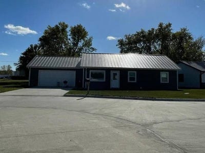 /international/us/103-circle-dr-lenox-ia-110103099823/