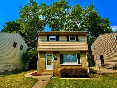 /international/us/5713-n-96th-st-milwaukee-wi-110110381615/