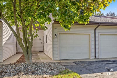 /international/us/3446-stonegate-lane-sw-wyoming-mi-110120156219/
