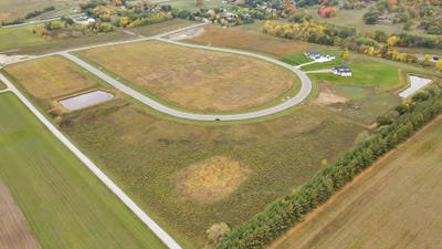 /international/us/220-east-crest-loop-saint-stephen-mn-110101657520/