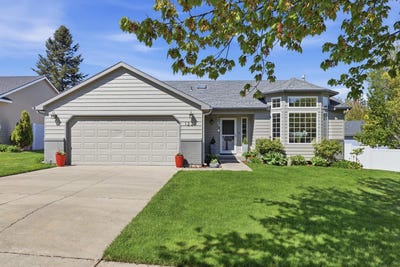 /international/us/1221-n-wright-blvd-liberty-lake-wa-110107988630/