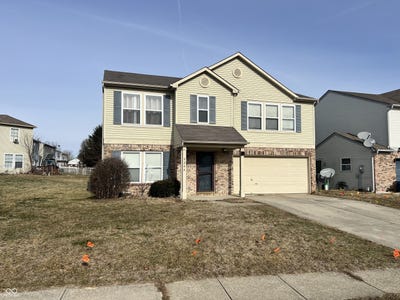 /international/us/9244-ogden-dunes-court-camby-in-110108360739/