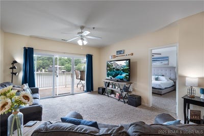 /international/us/138-oak-harbor-drive-camdenton-mo-110100036737/