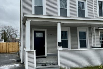 /international/us/47-chestnut-street-rensselaer-ny-110100400774/