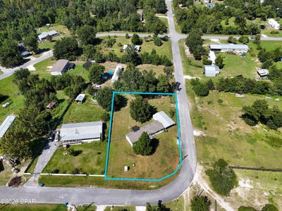 /international/us/8365-angie-circle-panama-city-fl-110110257446/