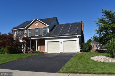 /international/us/2174-e-greenleaf-drive-frederick-md-110108548511/
