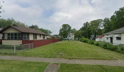 /international/us/1441-e-oak-street-kankakee-il-110108255659/