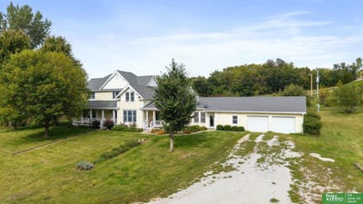 /international/us/2048-horse-creek-road-sidney-ia-110110200479/