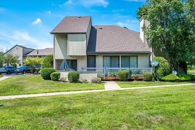 /international/us/8-spencer-st-franklin-twp-nj-110101056933/
