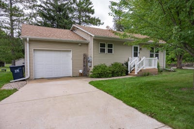 /international/us/105-good-street-camp-douglas-wi-110119944519/