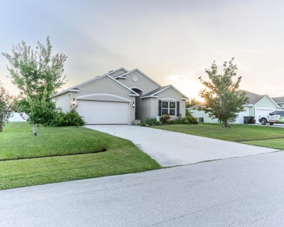 /international/us/1822-sw-hampshire-lane-port-saint-lucie-fl-110101396052/?lang=en