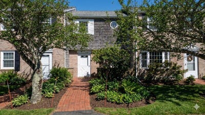 /international/us/8-captain-cook-lane-centerville-ma-110109012086/