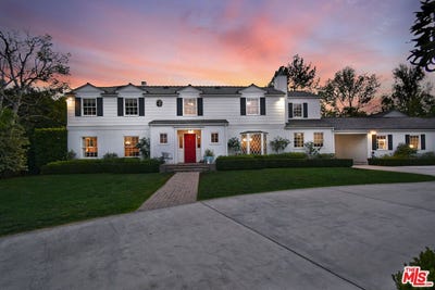/international/us/4444-libbit-ave-encino-ca-110099024723/?lang=de