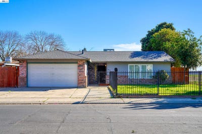 /international/us/2800-bateman-ln-modesto-ca-110106810422/