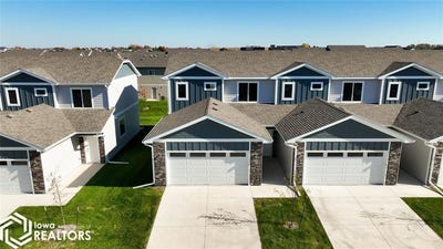 /international/us/235-nw-waverly-drive-waukee-ia-110105960184/