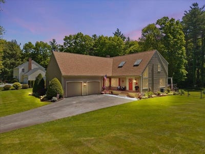 /international/us/125-prospect-hill-street-taunton-ma-110108627588/