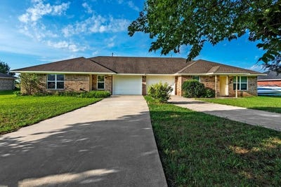 /international/us/107-bryant-street-pottsboro-tx-110108427290/