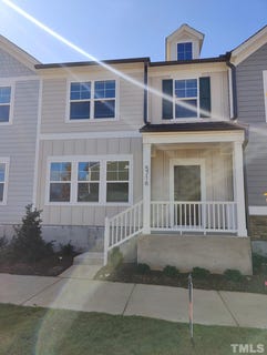 /international/us/5716-preveza-place-raleigh-nc-110108581820/