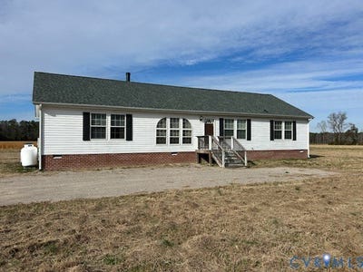 /international/us/15910-nobles-road-prince-george-va-110104781449/