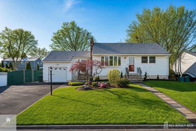 /international/us/145-somerset-avenue-south-plainfield-nj-110108577282/