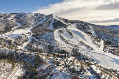 /international/us/2355-storm-meadows-drive-steamboat-springs-co-110103670757/