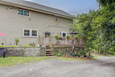 /international/us/8-carl-place-new-windsor-ny-110109161813/